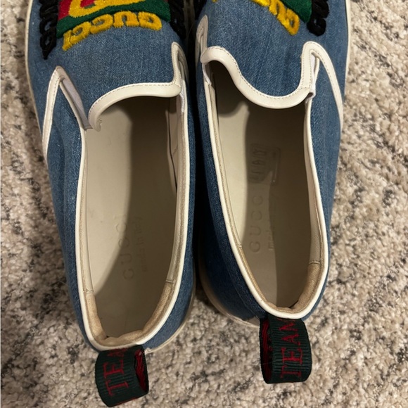 Gucci Blue Denim Slip-On Shoes with Logo - Picture 3 of 3